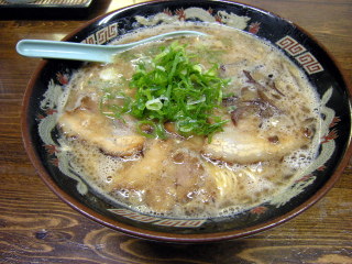 熊本　ラーメン　金太郎