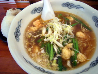 福岡　中央区　平尾　ラーメン　えびにら