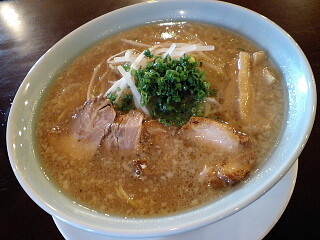 東区　福岡　ラーメン　萬亭