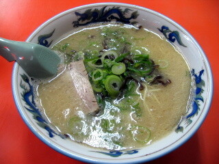 福岡　ラーメン　さかさラーメン