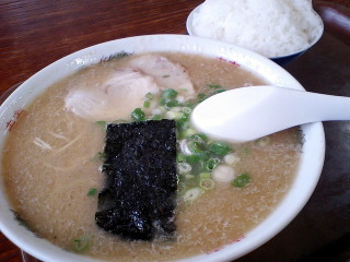 博多　志免町　ラーメン　幸龍