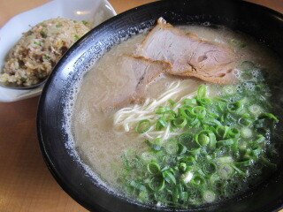 福岡　西区　ラーメン　西谷家
