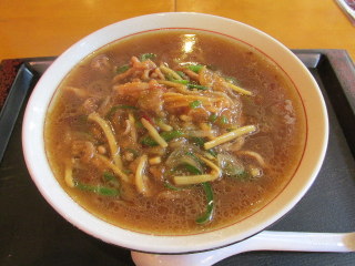 多国籍　ゆめや　親不孝通り