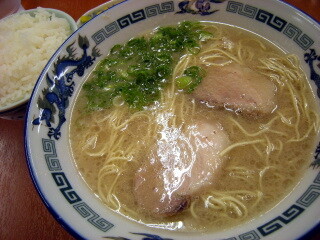 福岡　久留米　ラーメン　八