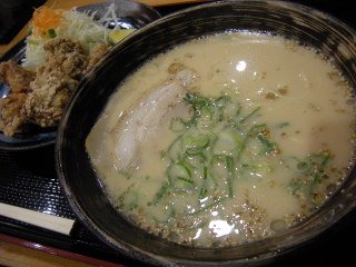 福岡市　早良区　小田部　ふくの湯　ラーメン