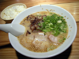 南区　大橋　三葉亭　ラーメン