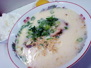 福岡　ラーメン　よしだ家