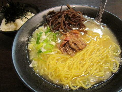 テールラーメン　鳥栖　テール１０