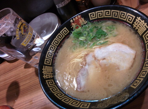 福岡　ラーメン　天神　幸龍