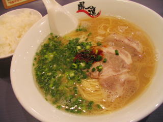 福岡　ラーメン　鳳凛