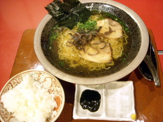 福岡　赤坂　ラーメン　井田