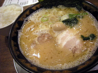 中央区　春吉　中洲　とうや味　ラーメン　福岡