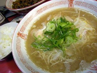 佐賀県　唐津　まる八　ラーメン　深夜