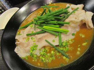 福岡　天神　カレーラーメン　専門店