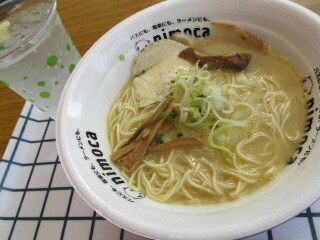 福岡　ラーメン　高山善廣