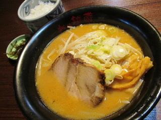 福岡　味噌ラーメン　北王