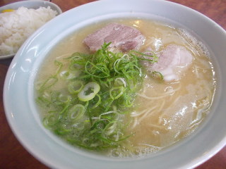 福岡　早良区　ラーメン　てんしん