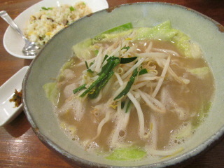 もつラーメン　福岡　早良　ラーメン