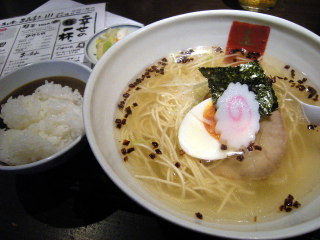 福岡　ラーメン　五行