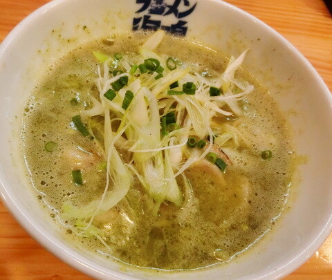 海鳴 ジェノバ ラーメン