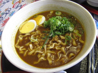 琉そば　島カレーそば