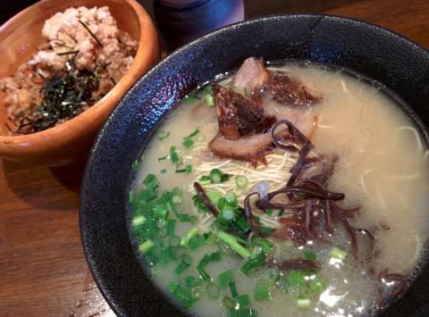 糟屋　別府　福岡　ラーメン　一凛