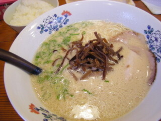 春日　ラーメン　二男坊　春日原駅