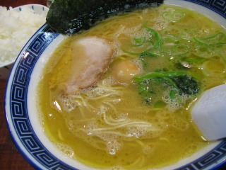 福岡　ラーメン　中洲　大黒