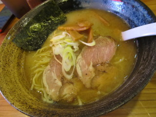 城南区　堤　ラーメン　すいれん