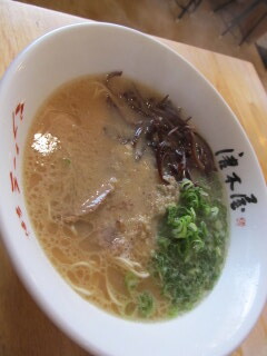 福岡　ラーメン　七隈　唐木屋　ニーノアンドゴーゴー