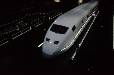 新幹線 300系