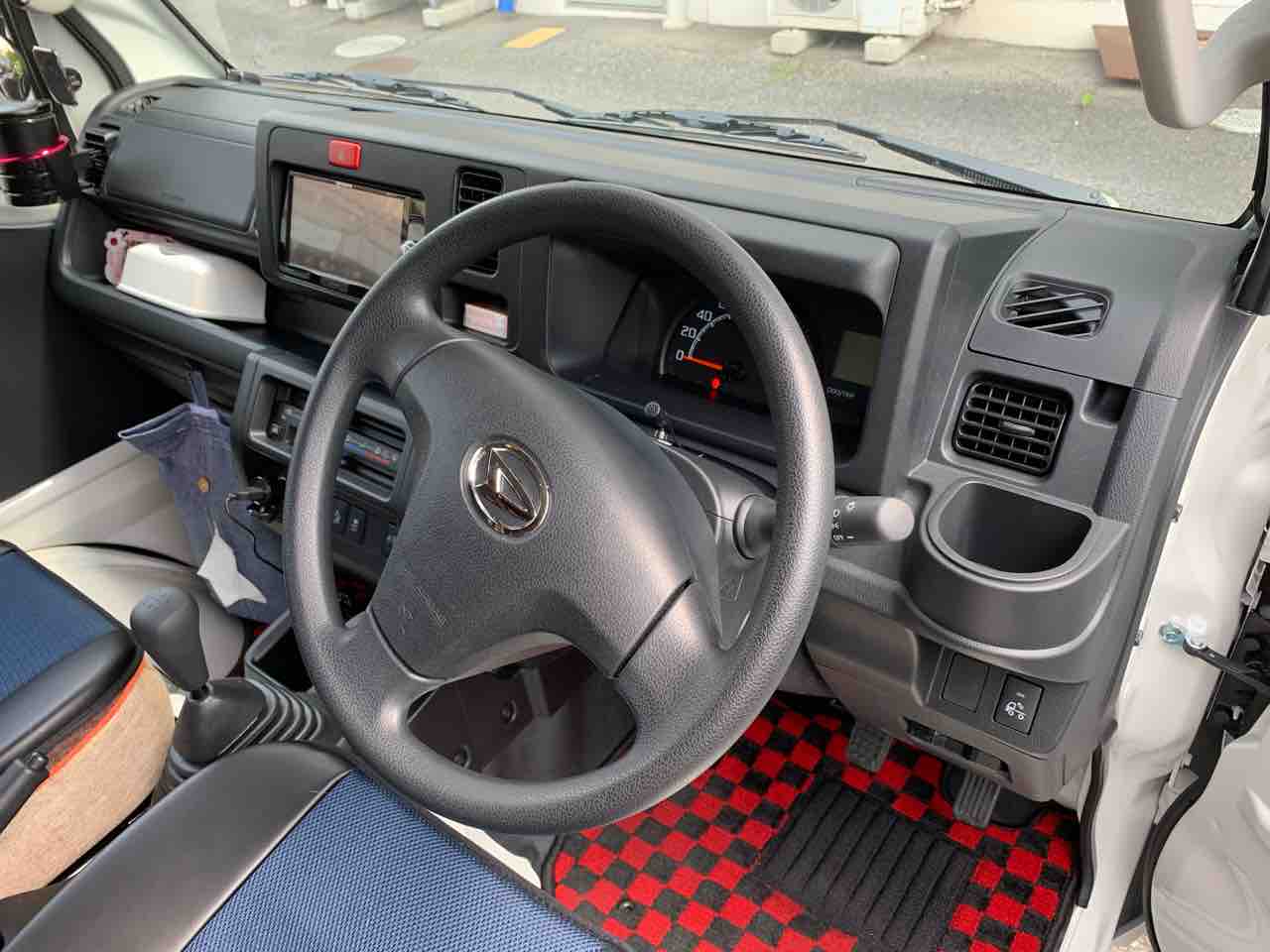 Ihdy Blog インディ727紹介 運転席 助手席編 Ihdy Blog インディ727紹介 運転席 助手席編