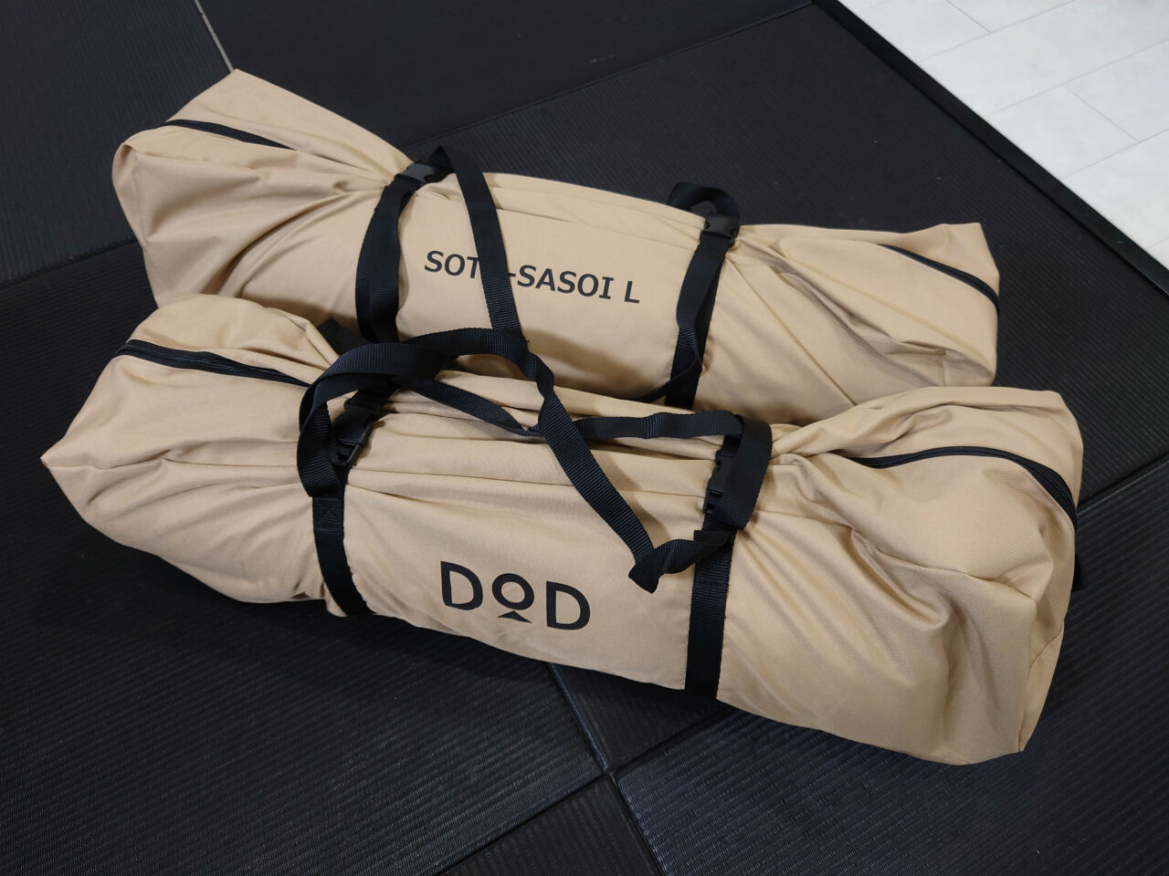 DOD SOTO-SASOI L ソトネノサソイ 楽天市場】DOD マット ソトネノサソイL CM3-622-TN dod
