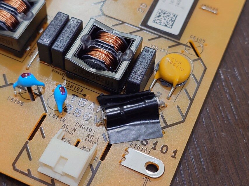 【ジャンク品】ソニーブラビア　55型液晶テレビ　点滅4回　KDL-55W900A 家電】BRAVIA KDL-55W920A 赤点滅4回を修理してみた : Fw:hobby