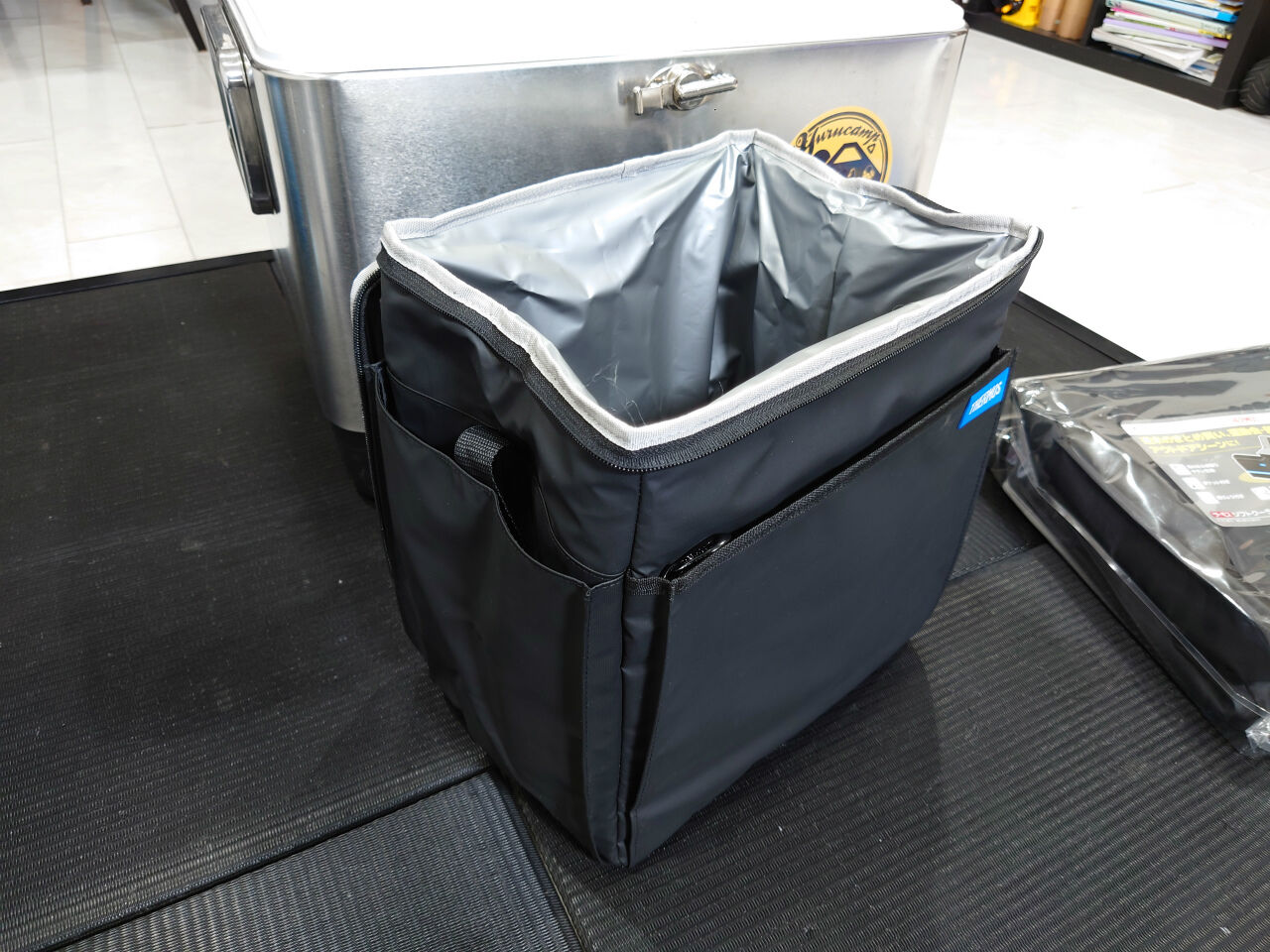 コールマン スチールベルト 51L 54QT サーモスソフトクーラー