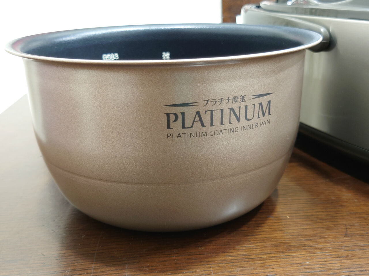 【中古】象印 極め炊きプラチナ厚釜 NW-HA10-XA IH炊飯ジャー 中古】象印 極め炊きプラチナ厚釜 NW-HA10-XA IH炊飯ジャー 極め