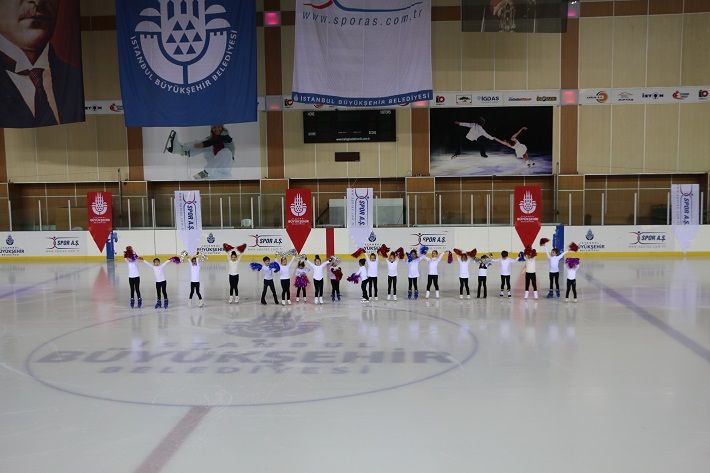 SİLİVRİKAPI ICE RINK