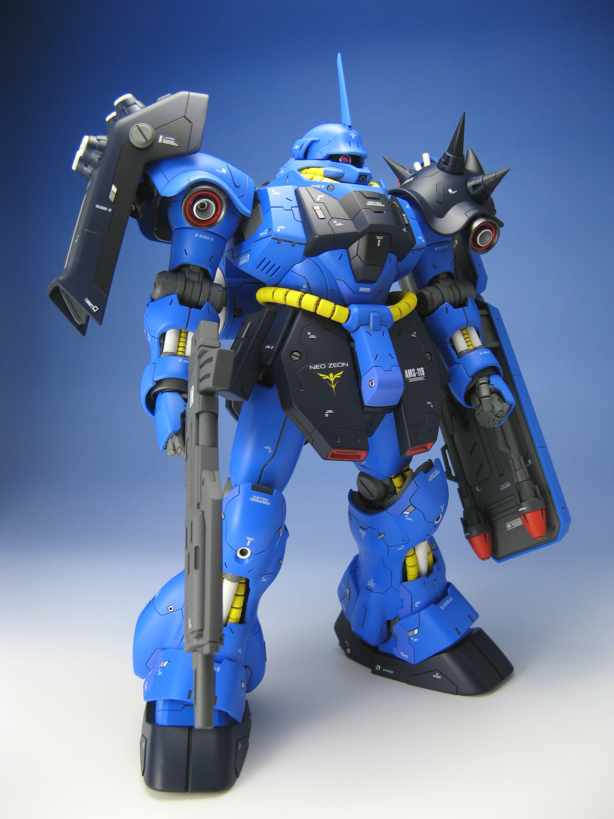 MG 1/100 ギラドーガ（レズンシュナイダー専用機） MG 1/100 ギラ・ドーガ（レズン・シュナイダー専用機