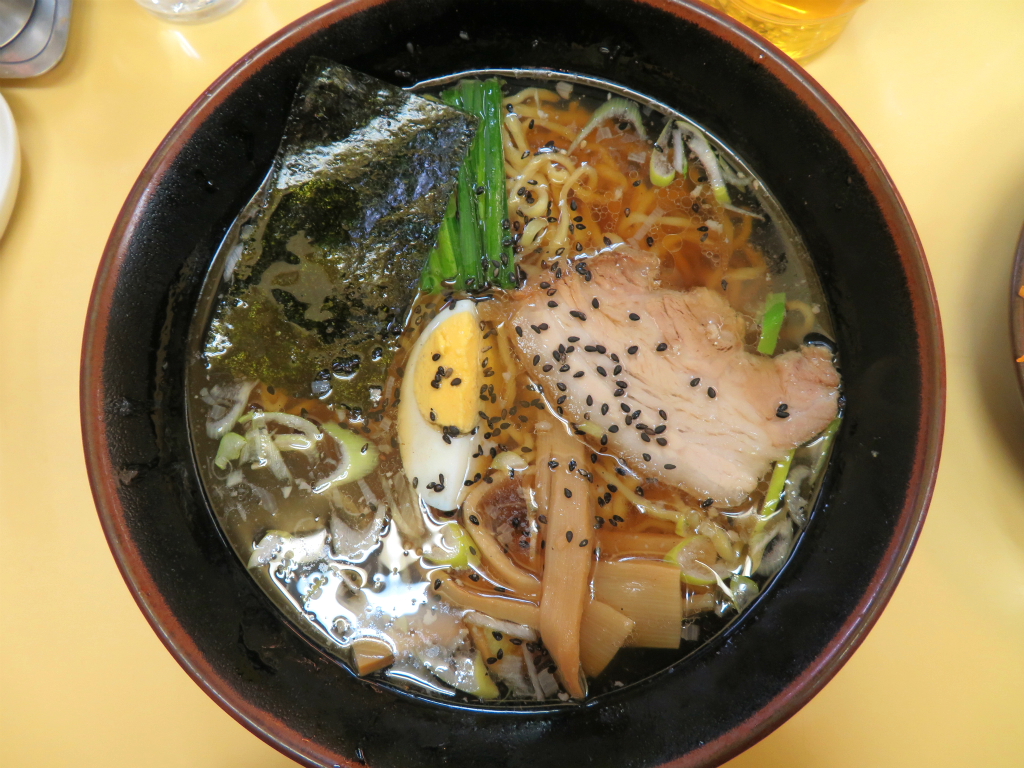 ラーメン 十八番 もみ 手