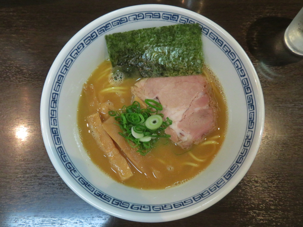 らーめん はやし＠渋谷 「らーめん」 : RETURN OF THE FUNKY 麺