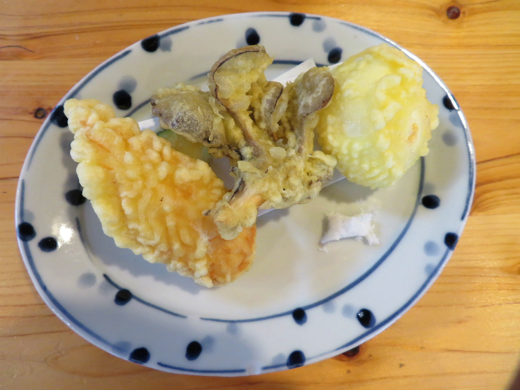手打ちうどん さかもと 羽村 肉汁うどん 桂ファームさんのたまご天 ほか Return Of The Funky 麺 手打ちうどん さかもと 羽村 肉汁うどん 桂ファームさんのたまご天 ほか Return Of The Funky 麺