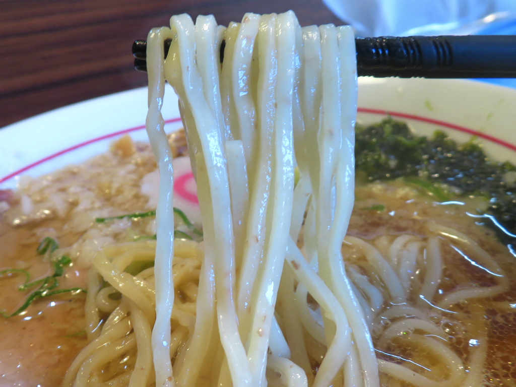 秋刀鮪だし 宣久 芦花公園 背脂生姜醤油らーめん Return Of The Funky 麺