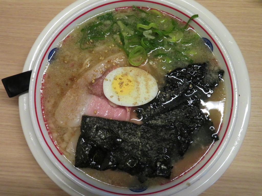 空ノ色 栄町 淡口豚骨ラーメン Return Of The Funky 麺