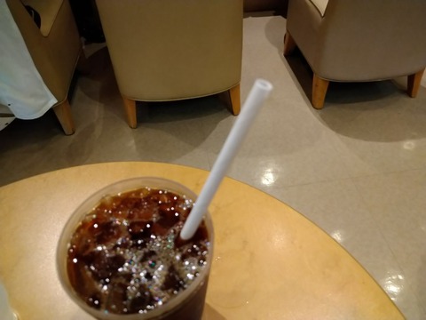 紙のストロー