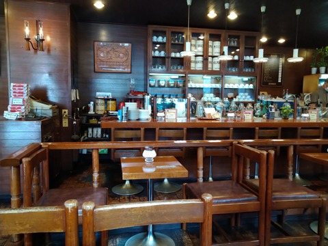 レトロな店内