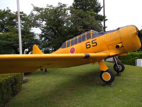 プロペラ機