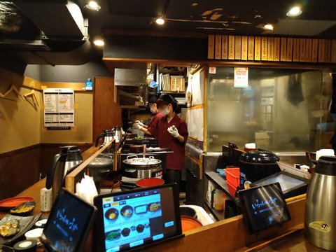 しんぱち食堂 店内