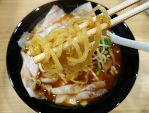 赤味噌肉ラーメン