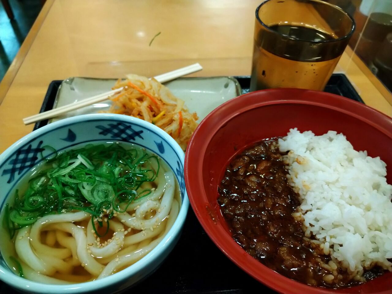 西新橋の 瀬戸うどん でカレー朝食を食べた カレーはインド風だった ふと思い立ってやってみた グルメな日常 編