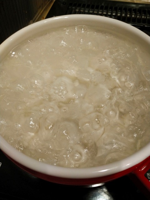 だんごを煮る